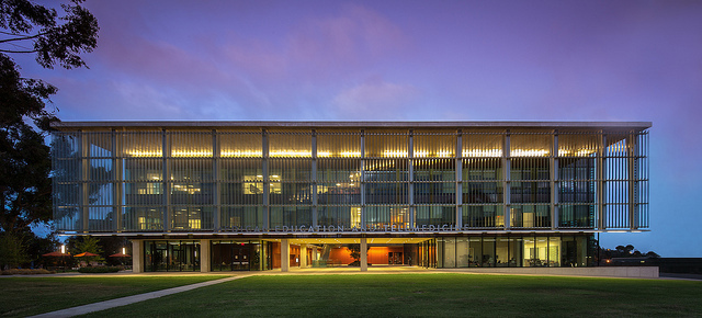 Picture of the UC San Diego Denny Sanford Medical Education and Telemedicine Building